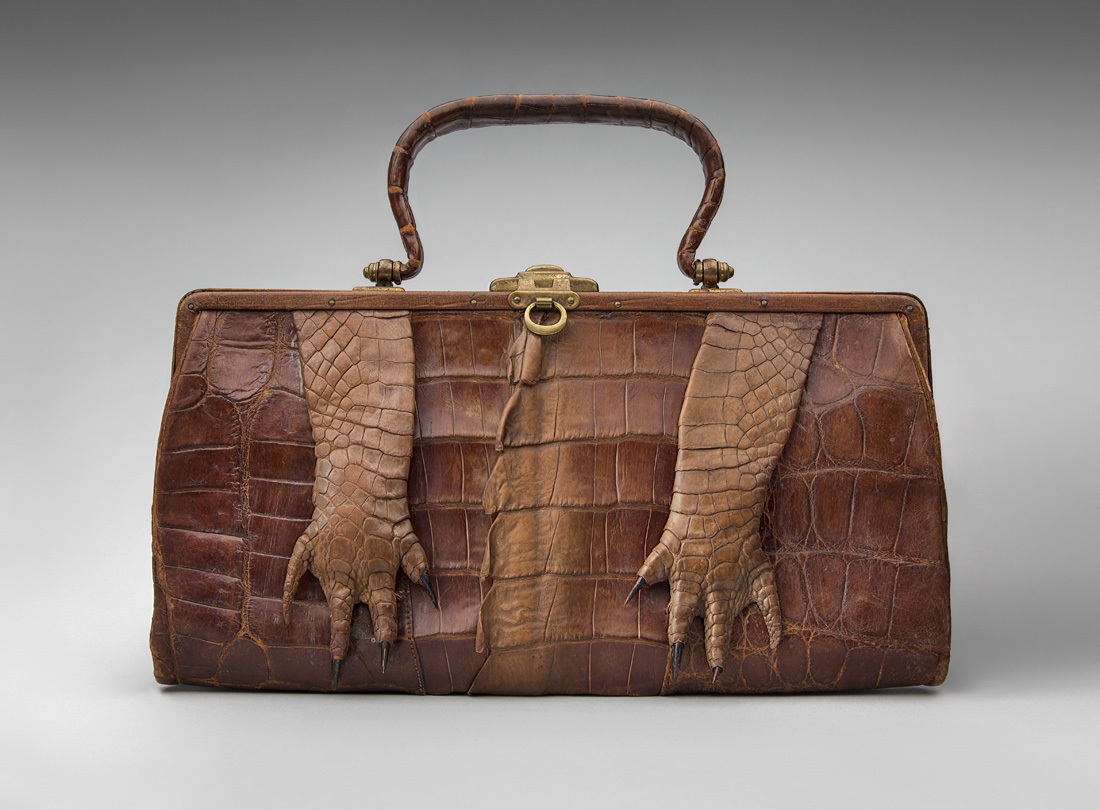 Vintage purses on display at SFO Museum | Stuck at the Airport