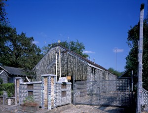 houston-beer_can_house