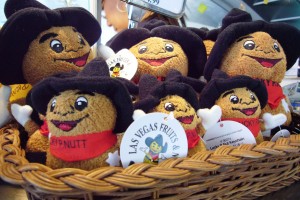 las-vegas-peanut-dolls