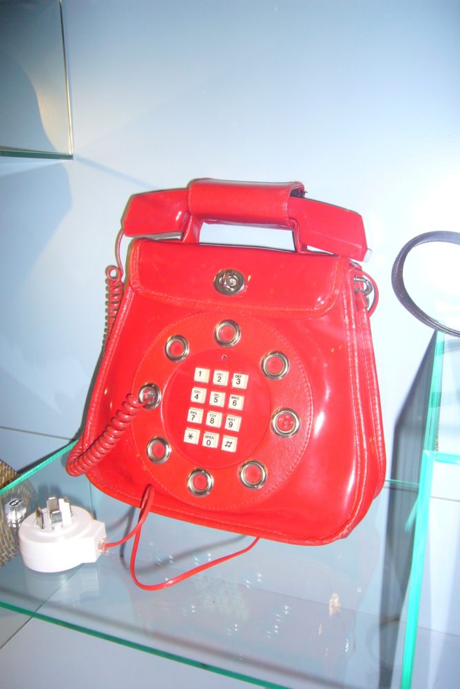 Museum of Bags and Purses - telephone bag