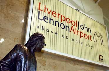 Johh Lennon Statue liverpool Airport 