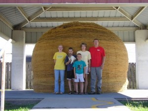 World's Largest Ball of Twine 