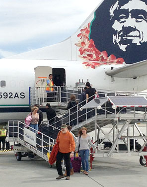 Alaska Airlines boarding ramp