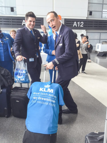 Flight attendents on KLM Dreamliner_edited