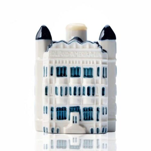 1_klms-97th-deltware-miniature-house-features-rotterdams-hotel-new-york