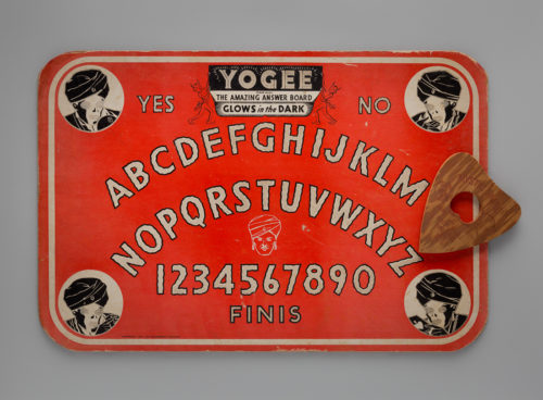 The Amazing Answer Board c. 1944 Courtesy Eugene Orlando_Museum of Talking Boards_SFO Museum
