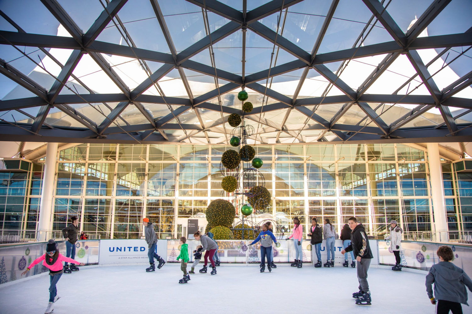 Free ice skating is back at DEN Airport