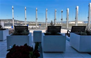SFO Airport has a new outdoor observation deck