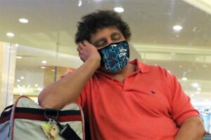 Traveling? You’ll still need to wear a face mask