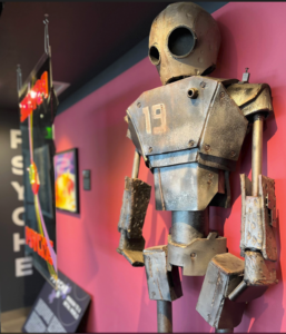 Aliens at Phoenix Sky Harbor Airport?