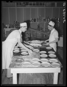 Free pie at PIE Airport on National Pie Day
