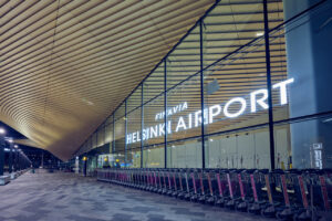 Opera & ballet at Helsinki Airport + Giant miniature house at Indianapolis Airport