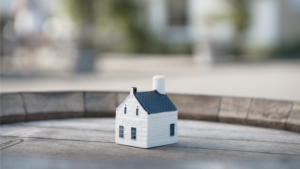 KLM reveals miniature Delft Blue house #107